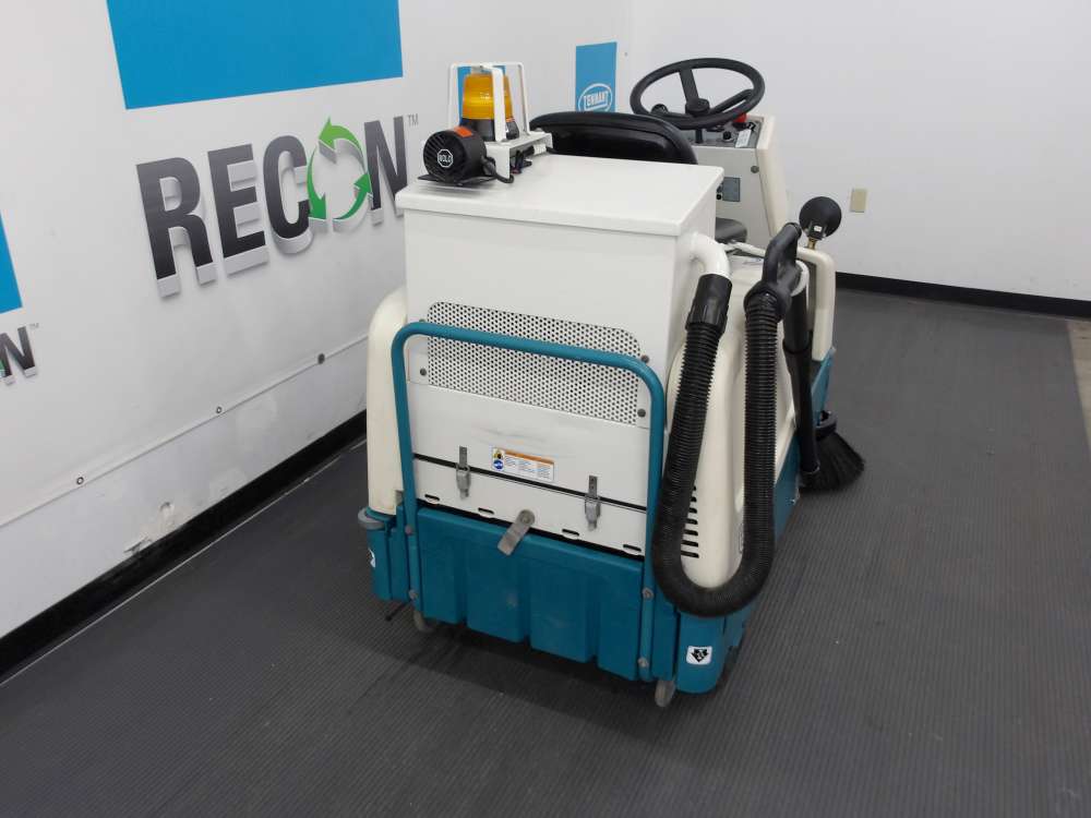 Used 6100-5264 Battery Sweeper