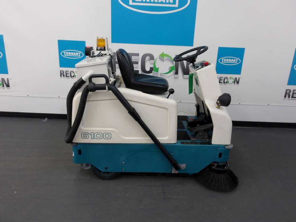 Used 6100-5264 Battery Sweeper