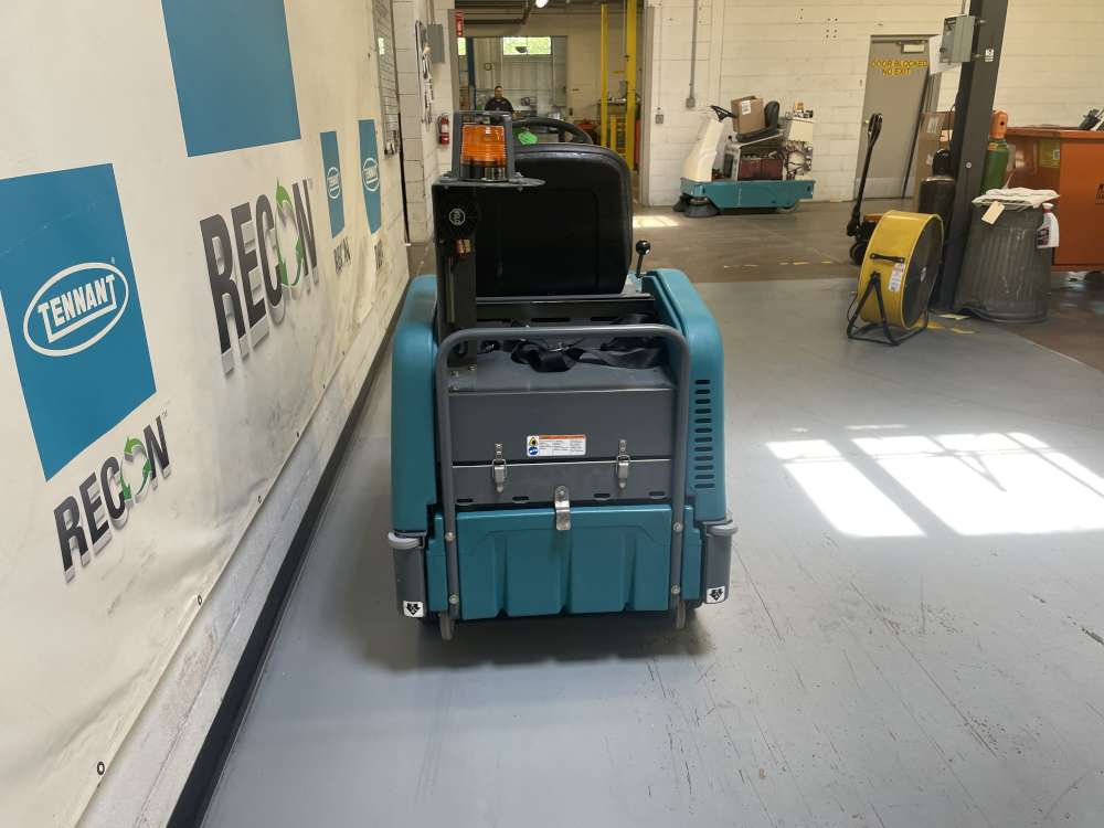 Certified 6100-6495 Battery Sweeper