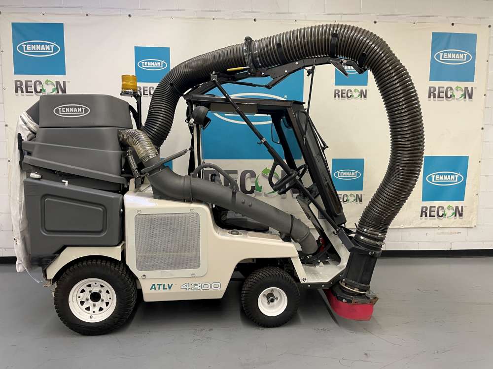 Used 4300-4434 Rider Vac