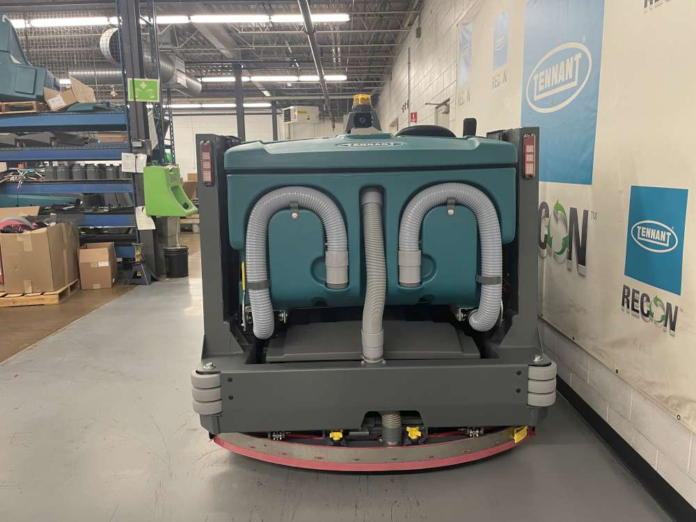 Used M30-4400 Sweeper-Scrubber