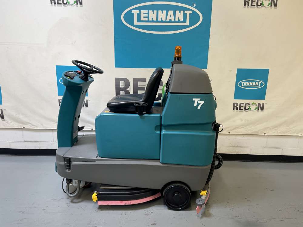 Used T7-11020165 Scrubber
