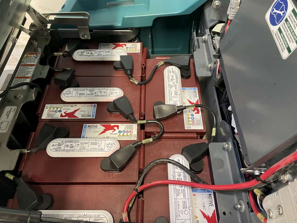 USED S16H-2379 Sweeper