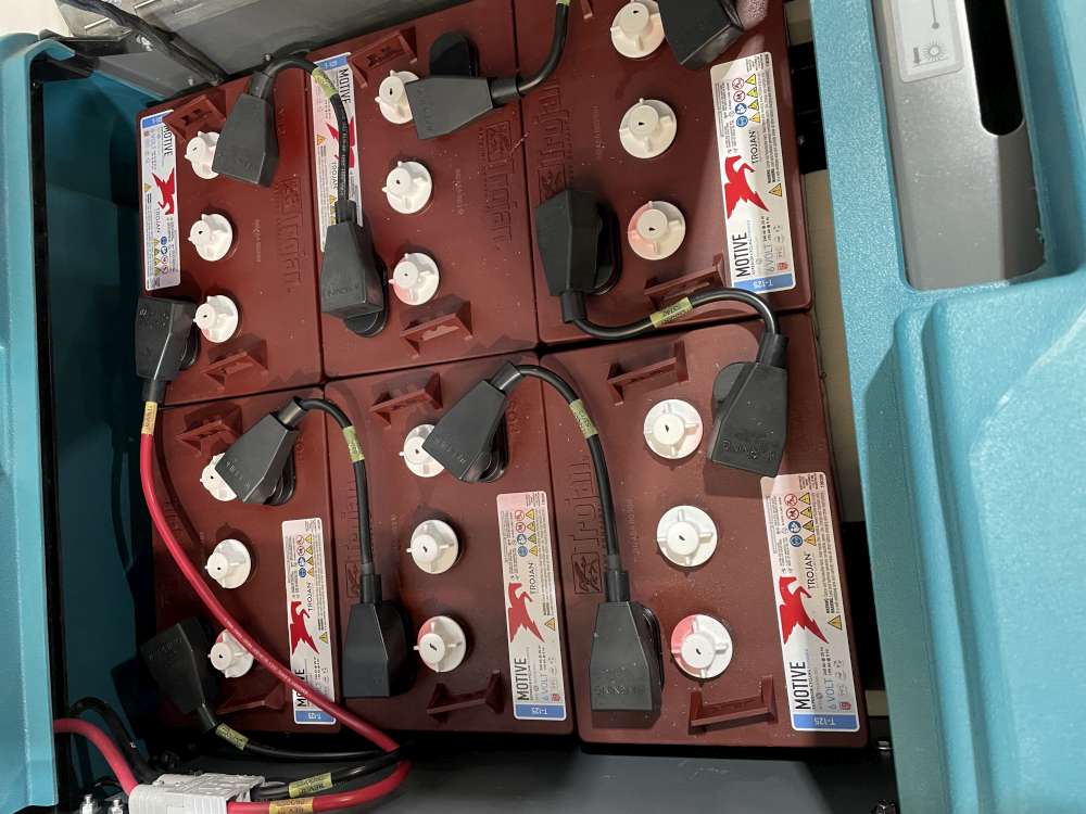 Certified 6100-6062 Battery Sweeper