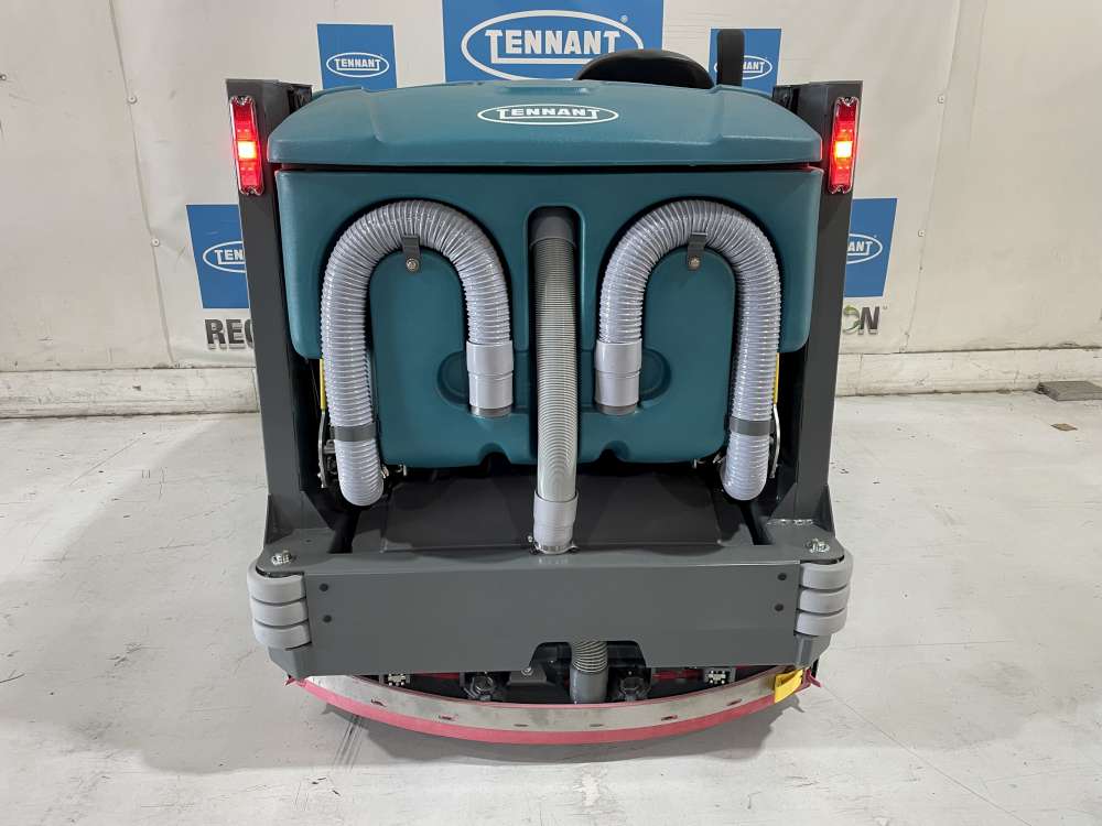 Certified M20-10320 Sweeper-Scrubber