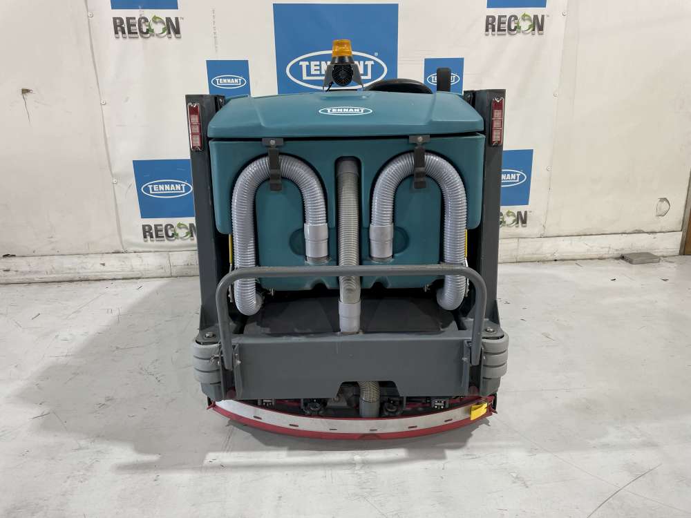 CPO/USED M20-6935 Sweeper-Scrubber