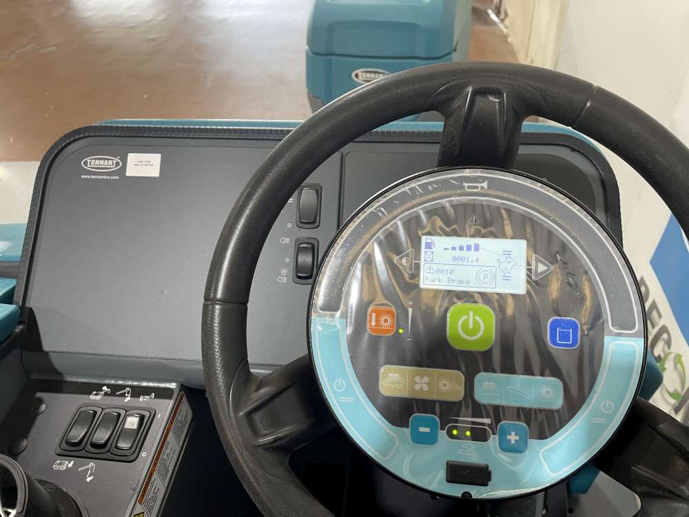 Certified M20-10831  Sweeper-Scrubber