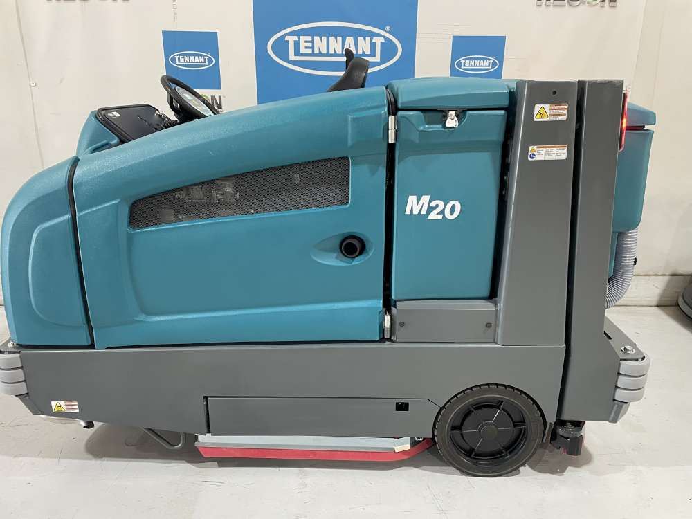 Certified M20-10831  Sweeper-Scrubber