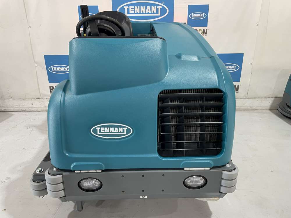 Certified M20-10831  Sweeper-Scrubber