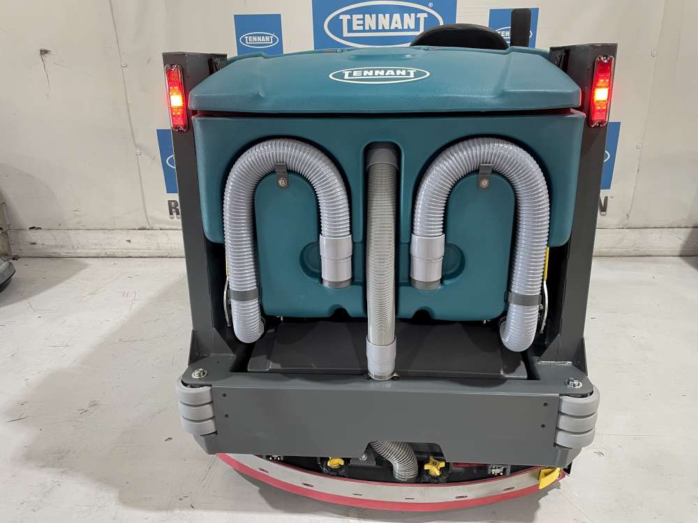Certified M20-10831  Sweeper-Scrubber