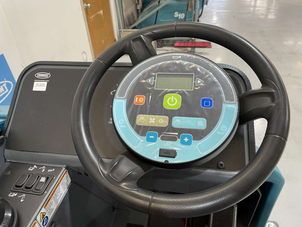 Certified M20-11247  Sweeper-Scrubber