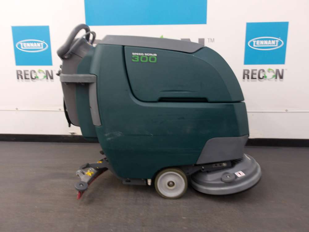 USED Nobles SS300-10783595 Scrubber