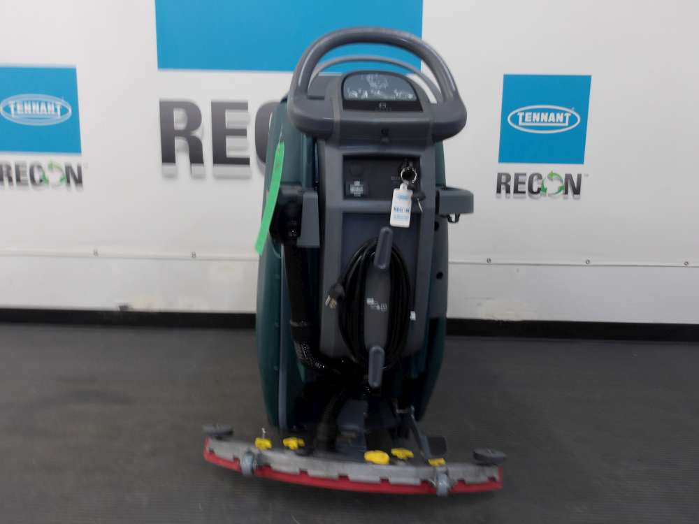 USED Nobles SS300-10783595 Scrubber