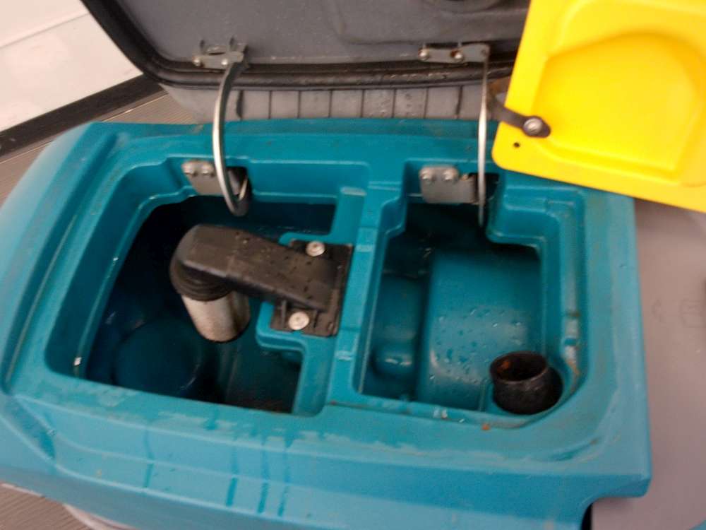 Used T300-10913390 Scrubber